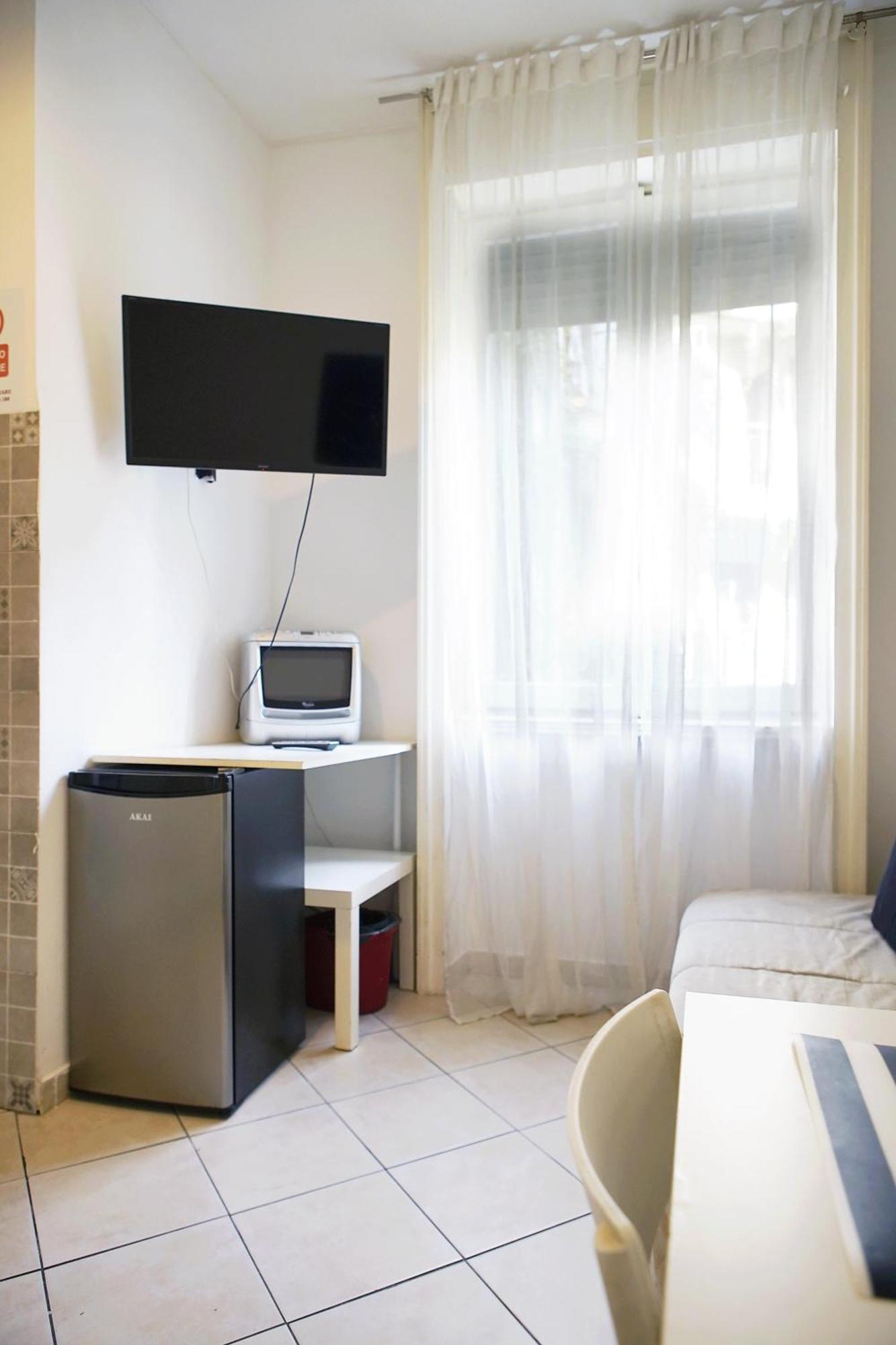 Apartamento Michelangelo 26 Monolocale Milán Exterior foto